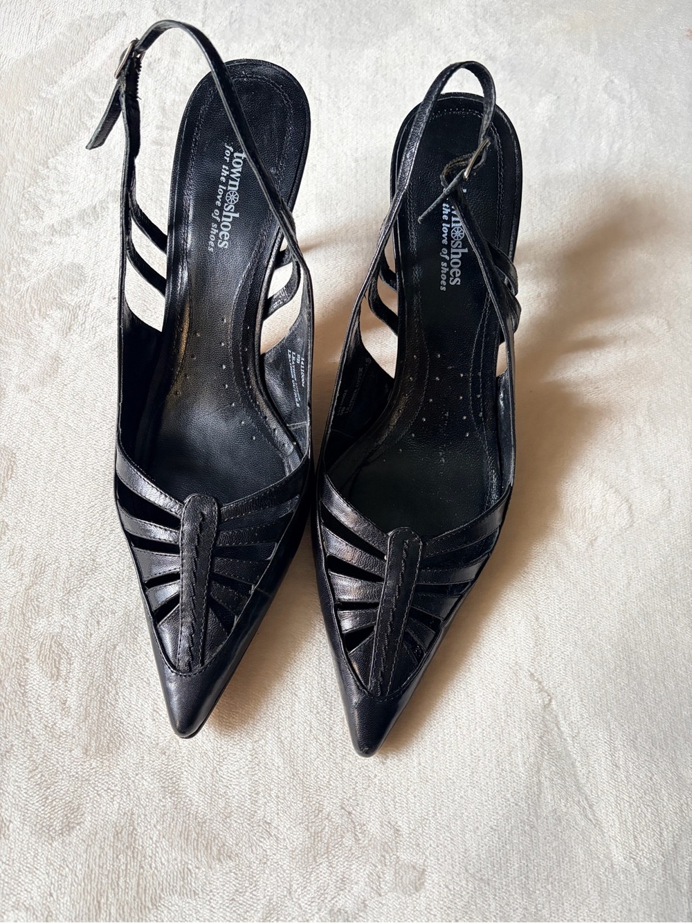 Women’s Black Slingback Pointed-Toe Heels